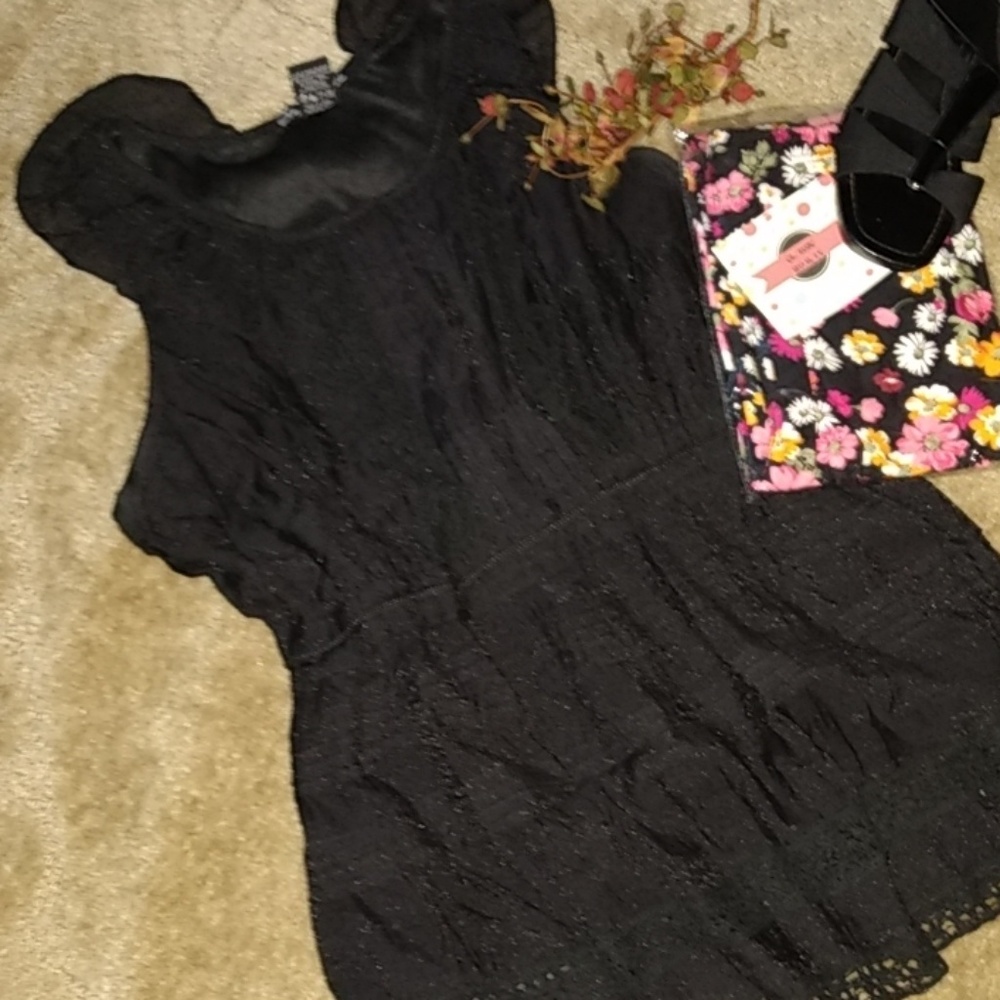 Simple Irresistible blouse (new item) wot